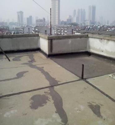 百色市漏水维修 楼顶漏水是什么原因，楼顶漏水维修方法是什么?