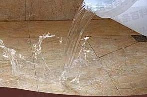 百色市漏水维修 免砸砖防水材料该如何施工